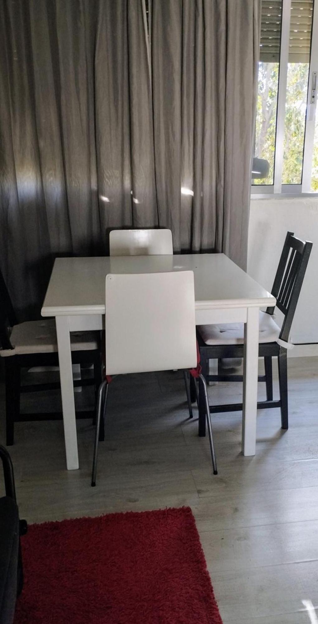 Appartement 1 Y Salon Con Sofa Cama Bien Comunicado Con El Centro