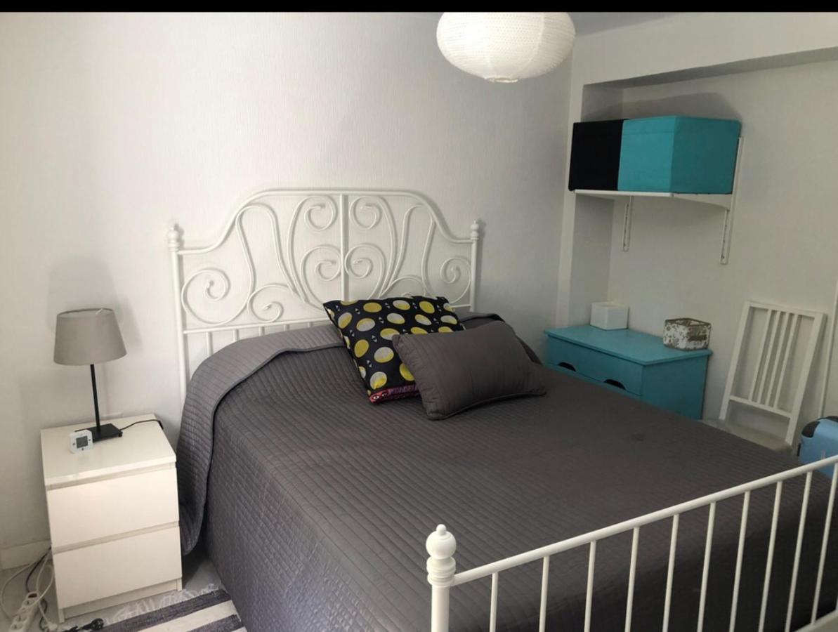1 Y Salon Con Sofa Cama Bien Comunicado Con El Centro Appartamento *