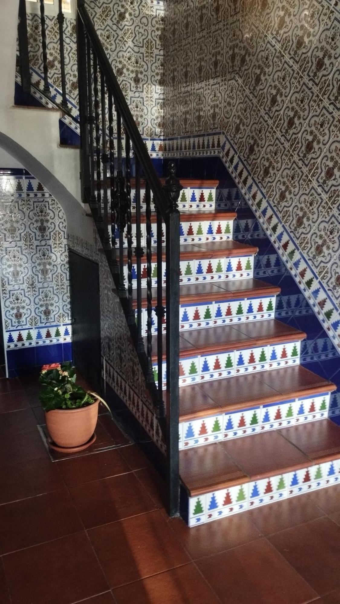 1 Y Salon Con Sofa Cama Bien Comunicado Con El Centro * Sevilla